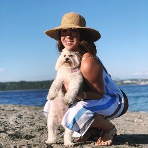 Meet your Posher, Cynthia